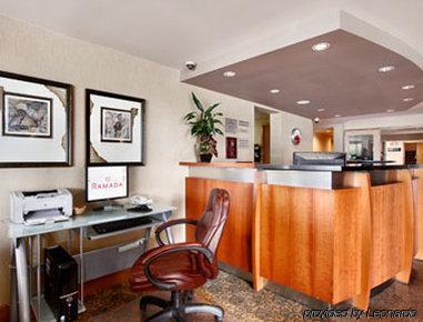 Hotel Ramada By Wyndham Coquitlam