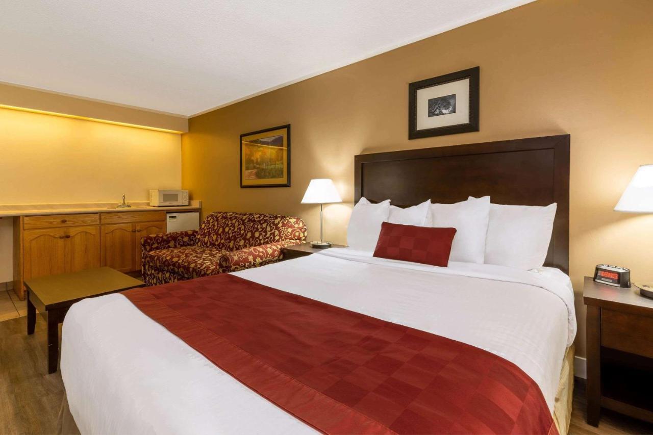 Ramada By Wyndham